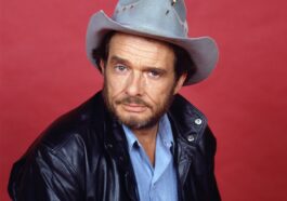 Merle Haggard: Biography, Country Music Singer, Guitarist