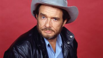 Merle Haggard: Biography, Country Music Singer, Guitarist
